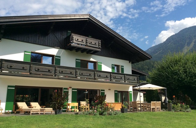 Newly renovated spacious loft in a beautiful Salzburg House