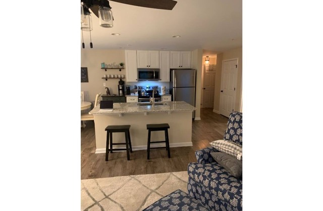 Newly renovated Villas minutes from the beach and historic Southport