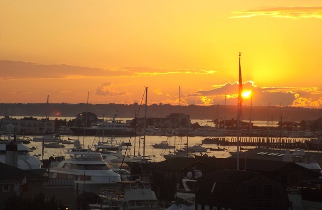 Newport - Best Location! for large groups - Family friendly house