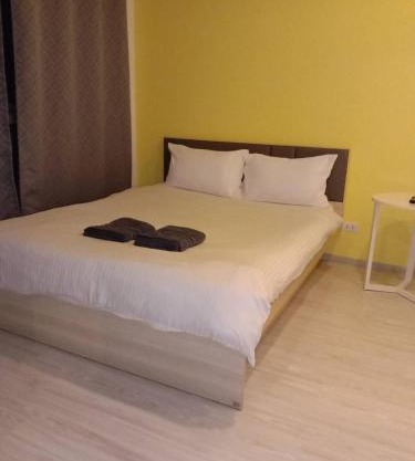 Next to BTS Bangna for 2 person