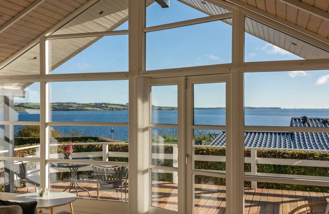 "Nica" - 100m from the sea by Interhome