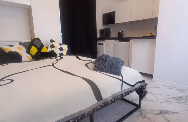 Nice 1-bedroom apartment in Hlavní město Praha