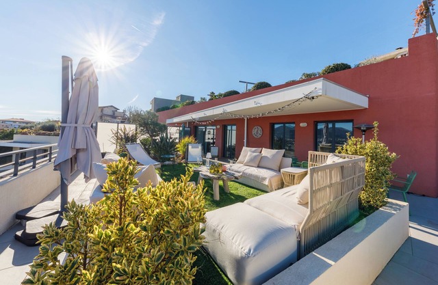 NICE 130m2 Terrace with PANORAMIC VIEW, Swimming Pool, Free Parking, A/C, WIFI