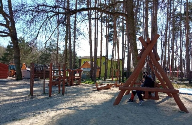 Nice apartment in villa for 4 guests with WIFI, A/C, TV, patio and pets allowed