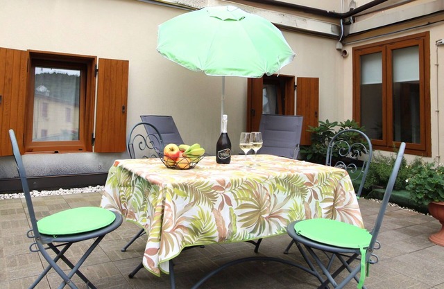 Nice apartment for 2 people with WIFI, A/C, TV and balcony