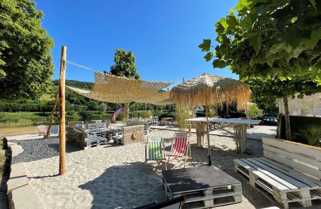 Nice apartment for 4 guests with pool, WIFI, TV and parking