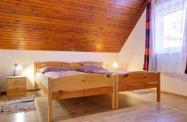 Nice apartment for 2 guests with WIFI, TV, balcony, pets allowed, panoramic view and parking