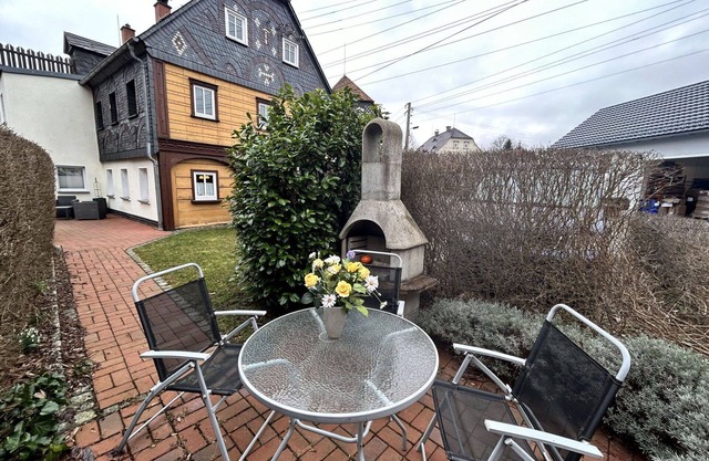 Nice apartment for 3 guests with WIFI, TV, patio and pets allowed