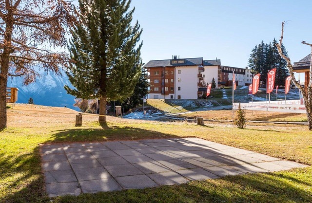 Nice apartment for 4 people with WIFI, TV and balcony