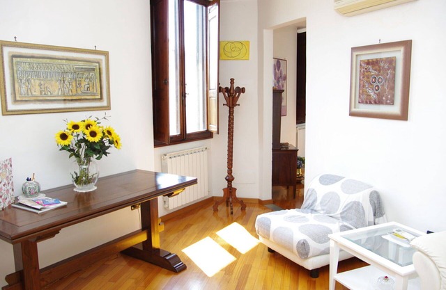 Nice apartment for 4 people with A/C, WIFI, TV and terrace