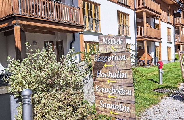 Nice apartment for 6 guests with WIFI, pool, TV, terrace, pets allowed and parking