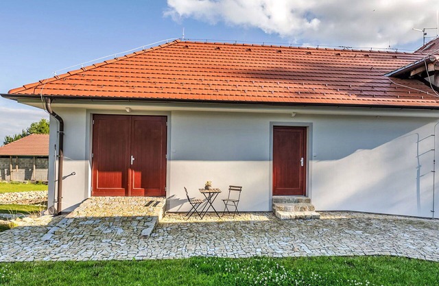 Nice apartment for 12 people with WIFI, terrace and pets allowed