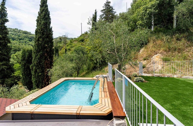 Nice apartment for 6 people with pool, WIFI, patio, pets allowed and parking