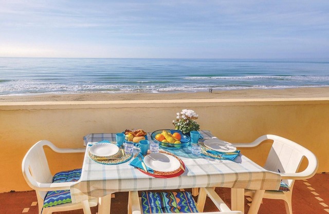 Nice apartment in Torvajanica -RM-
