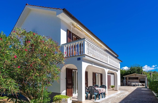 Nice apartment in Jurandvor