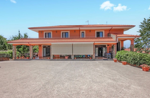 Nice apartment in Mercato Cilento