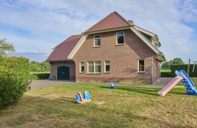Nice farmhouse with large garden and play loft