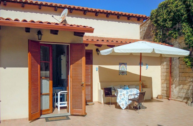 Nice home in Loc.ta Marina di Guttu