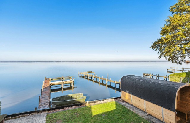 Nice home in Wunstorf/Steinhuder