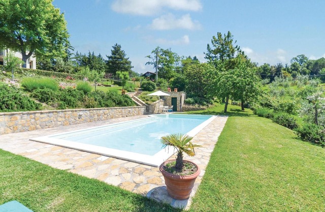 Nice home in Ficulle TR