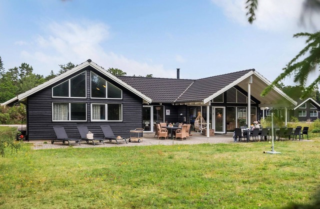 Nice home in Frederiksværk with sauna