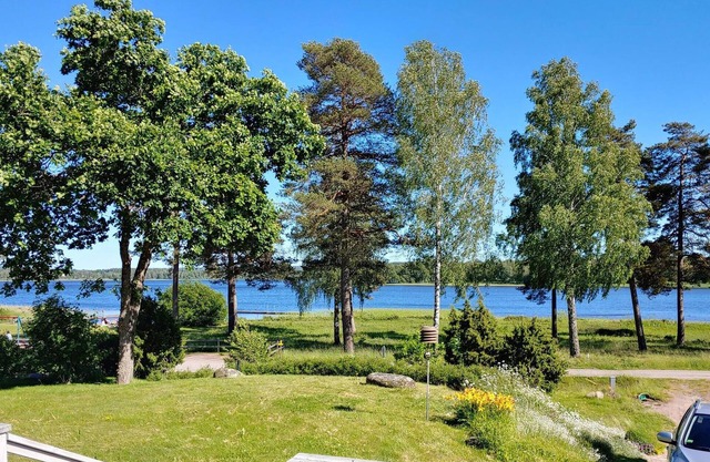 Nice home in Hökerum with sauna