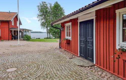 Nice Home In Hökerum With Wifi