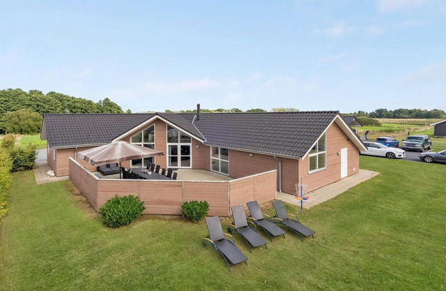 Nice home in Haderslev with sauna