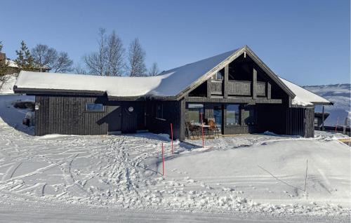 Nice Home In Hovden With Sauna