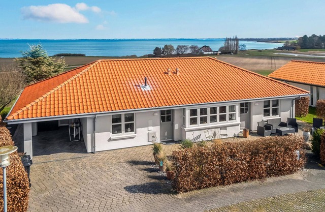 Nice home in Korsør with WiFi