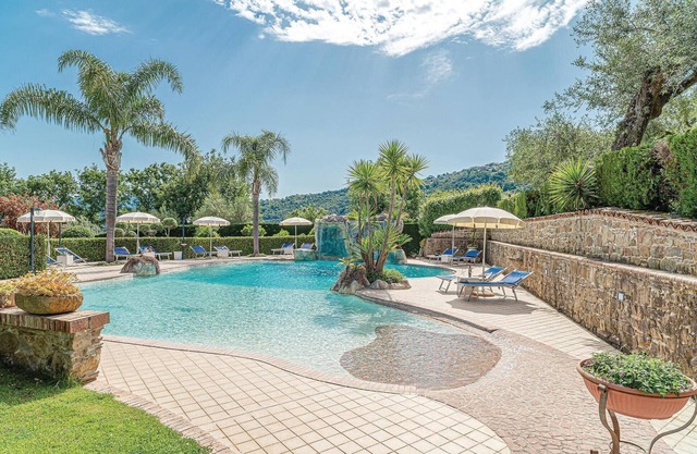 Nice home in Laurena Cilento