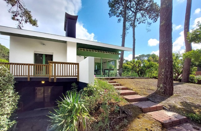 Nice home in Lege-Cap-Ferret with WiFi