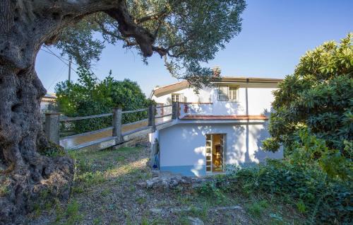 Nice Home In Rende With Kitchen