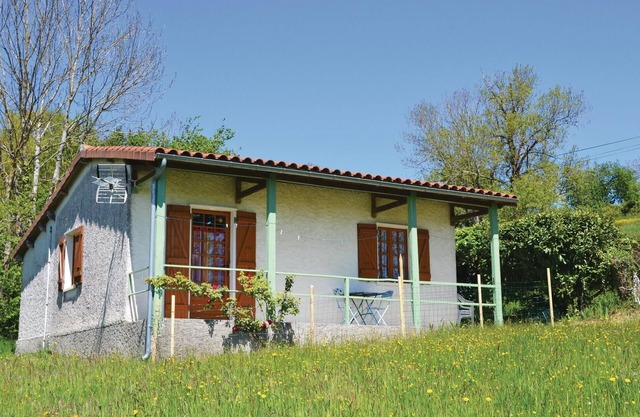 Nice home in St. Bressou with kitchen