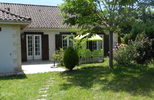 Nice house, ground floor, near the River Vézère, close to Eyzies and Bugue