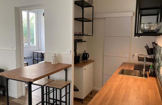 NICE ONE BEDROOM APARTMENT LIBERATION AREA