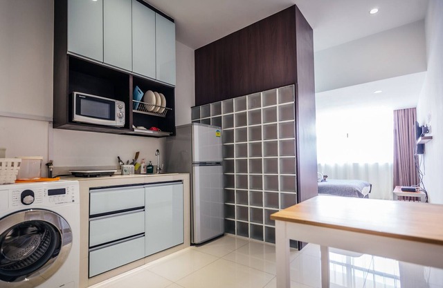Nice Studio Room in Landed house(8) in terrace house