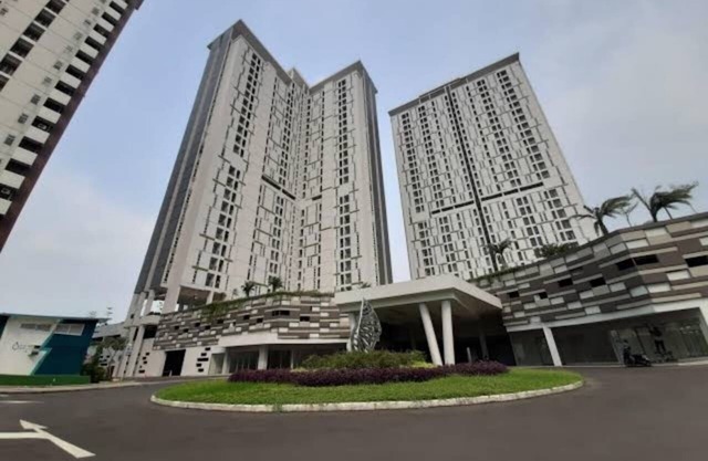 Nikmati kenyamanan tinggal di apartemen eksklusif dengan fasilitas lengkap.