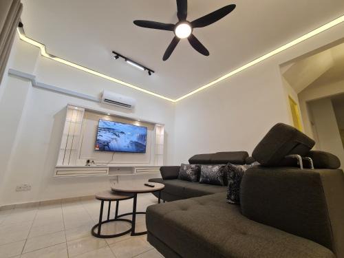 Nilai Modern Homestay 4R3B-12PAX