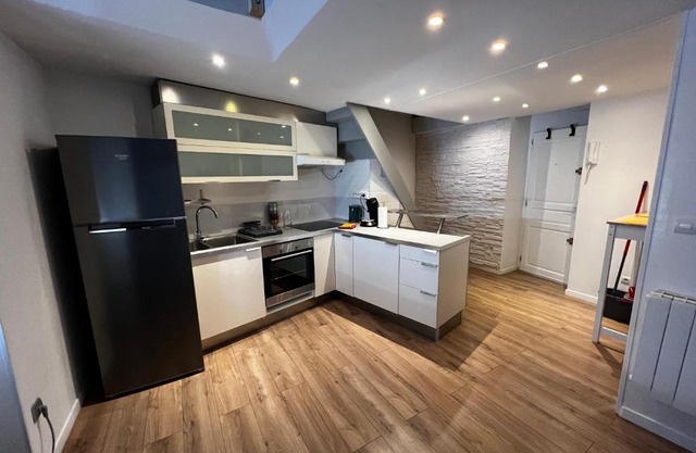 NIMES Superbe appartement duplex climatisée