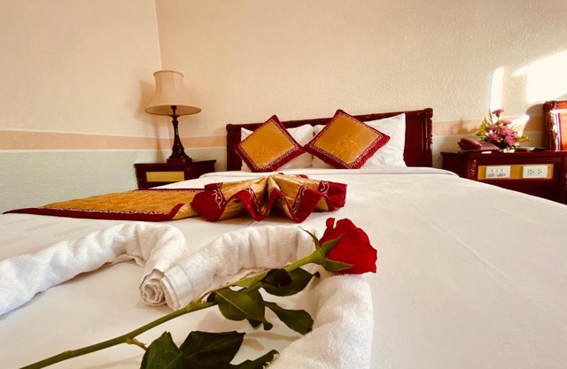 NINH KIEU 2 HOTEL