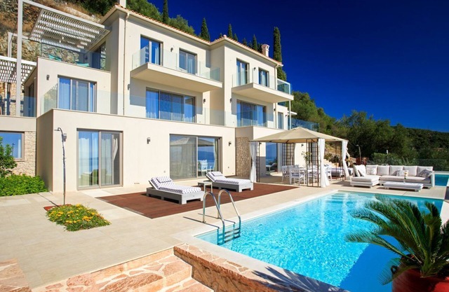 Nissaki View - Eight Bedroom Villa, Sleeps 14