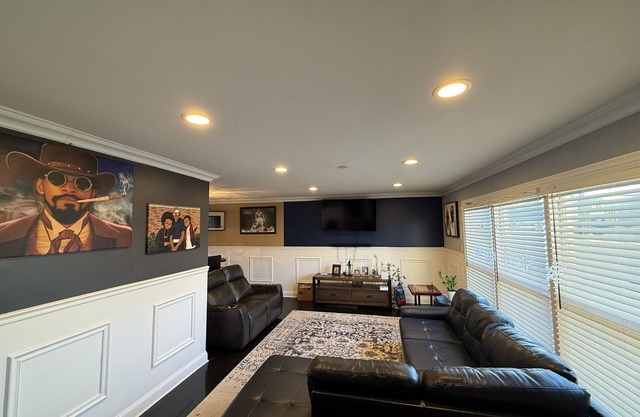 NJB Luxury Rentals in Hazel Crest, IL - Chicagoland - Shared Space in a House.