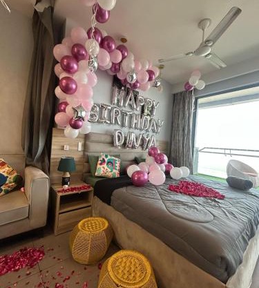 Noida Supernova Spira Couple Friendly Luxury Skyrise