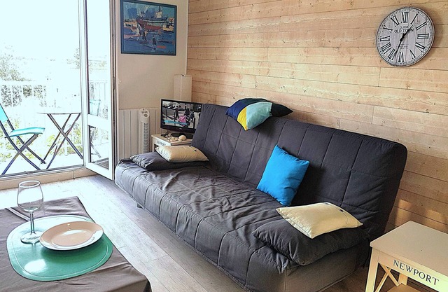 Noirmoutier island : studio for 2 persons, 300m beach and seaview