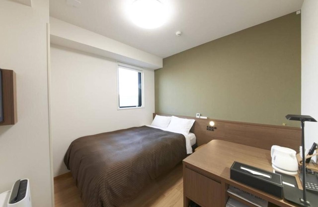 Nonsmoking Deluxe room 12 people/Koshigaya Saitama