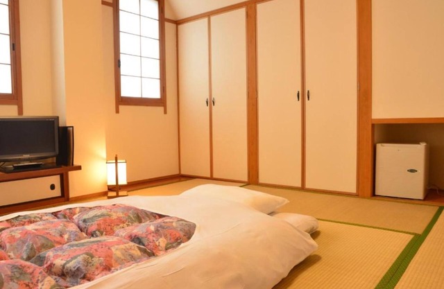 Nonsmoking Japanese style room 8 tatami mats W/Ozu Ehime