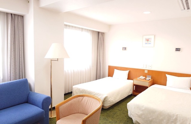 Nonsmoking twin room 12Free parkingSpacious 2/Okayama Okayama
