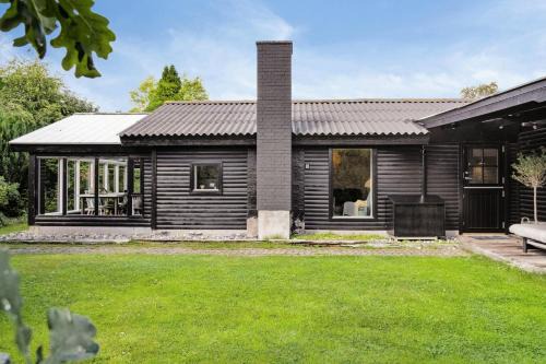 Nordic Simplicity With Natural Serenity