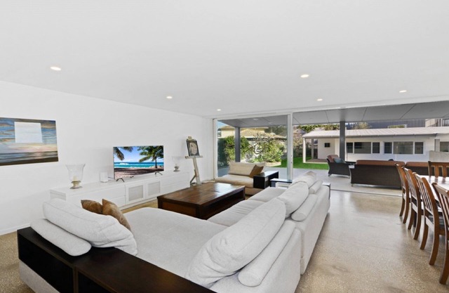 North Avoca Chill Out - Beachside Haven
